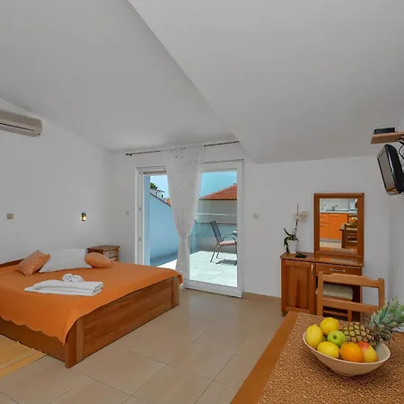 Villa Juric 1 Baska Voda Exterior photo
